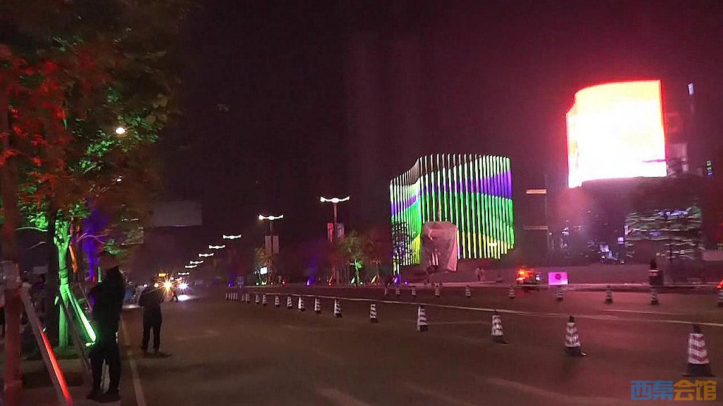 荆州vs曲靖夜景视频直播，谁才是深夜里的那盏灯？